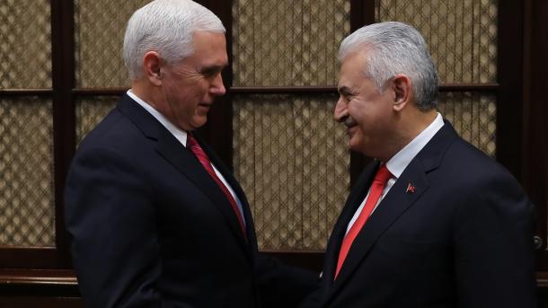 Средбата со Пенс помина поволно, рече премиерот Јилдирим