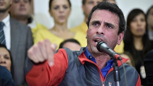 Almagro tilda de "inaceptable" que se impida el viaje de Capriles a la ONU