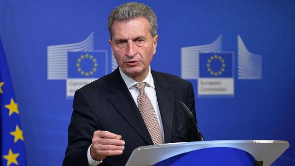 Oettinger: Pres që kriza politike në Gjermani të vonojë reformat në eurozonë