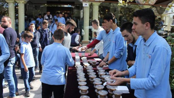 Bursa Belediyesi_Arnavutluk İşkodra Şehri_Aşure günleri_02.jpg
