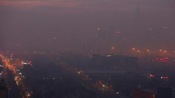 Kina në alarm të kuq nga ajri i ndotur 585667604516e
