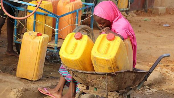 「世界水の日」、200万人が清潔な水を入手できない
