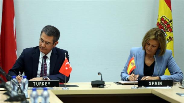 Turquia e Espanha assinam acordo sobre cooperação na indústria de defesa