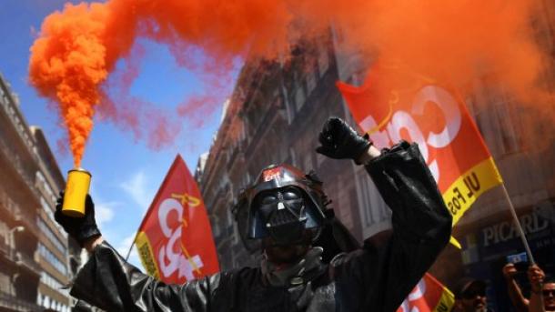 Evropa hipokrite, kritika për Turqinë dhe heshtje për Francën