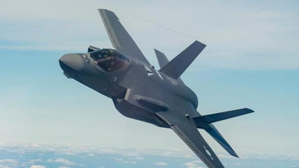 США приостановили передачу Турции самолетов F-35