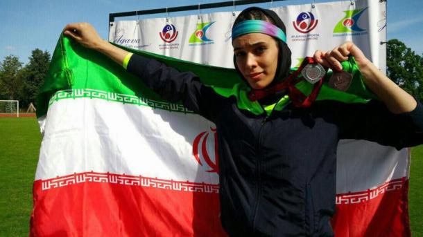 آیلین بابکی کۆمۆش و بۆرۆنچ مداللارینی آلدی