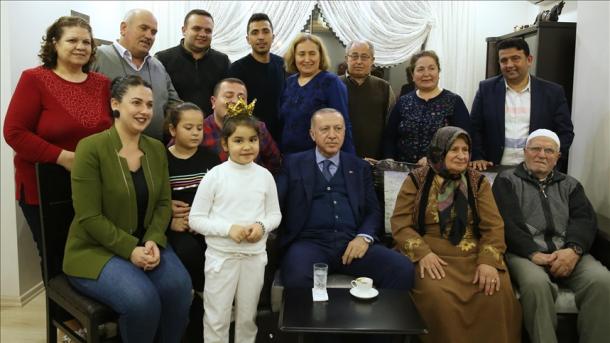 بازدید اردوغان از خانه یک شهروند در استان حتای