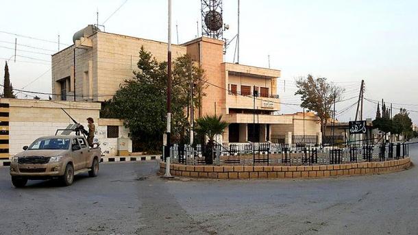 Cerablus Azad Suriya Ordusunun nəzarətinə keçdi