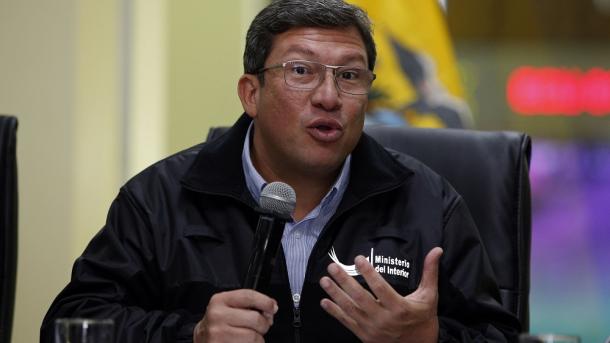 Ministro ecuatoriano dice que desconoce el paradero de los cuerpos del equipo de prensa asesinado