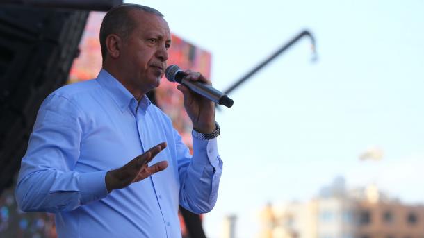 Predsjednik Erdogan poručio da će Turska nastaviti da uništava terorističke baze PKK u Iraku