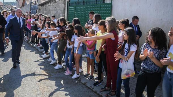 Ramush Haradinaj_okullar açıldı.jpg