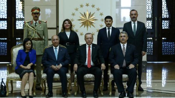 irak'in ankara buyukelcisi hasan al-janabi.jpg