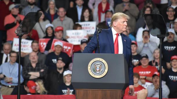 Trump ya sanar da kakabawa Iran sabbin takunkuman tattalin arziki