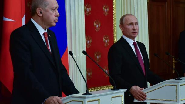 "Turquia e Rússia impediram uma catástrofe humanitária em Idlib"