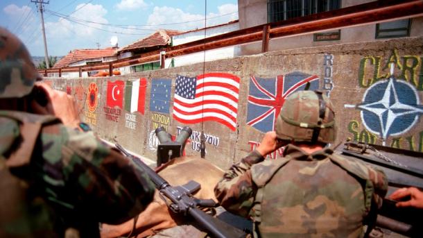 Intervenimi i NATO-s vlerësohet si datë historike për Kosovën