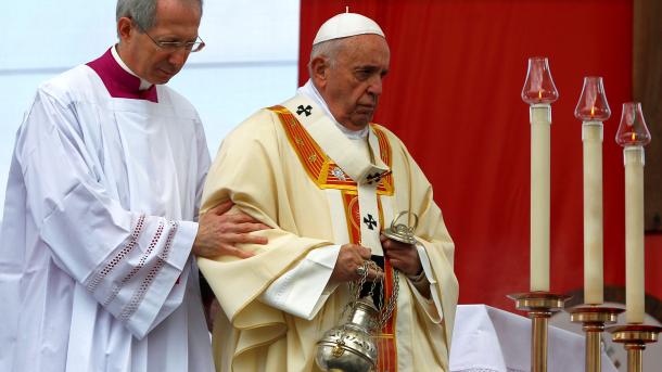papa k.makedonya2.jpg
