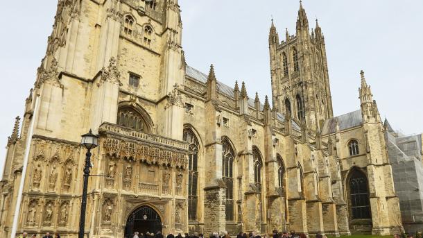 Öt canterbury érsek maradványát rejti egy titkos londoni kripta