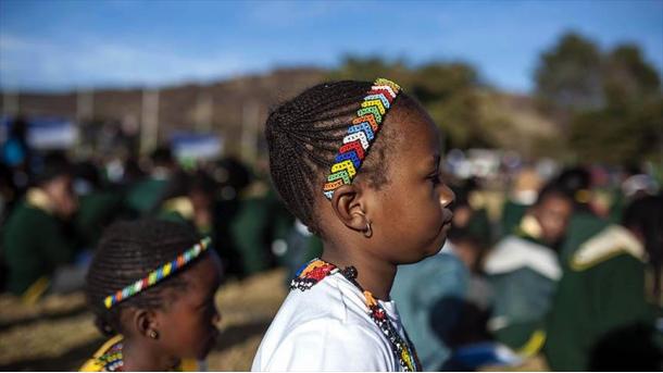 Wanafunzi weusi waendelea kutengwa Afrika Kusini