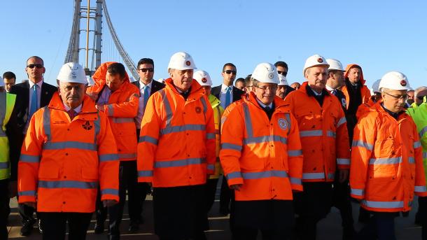 Erdogan revela o nome da ponte do golfo de Izmit