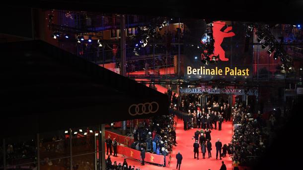 Berlin Film Festivalında Türk stendinə böyük maraq göstərilir