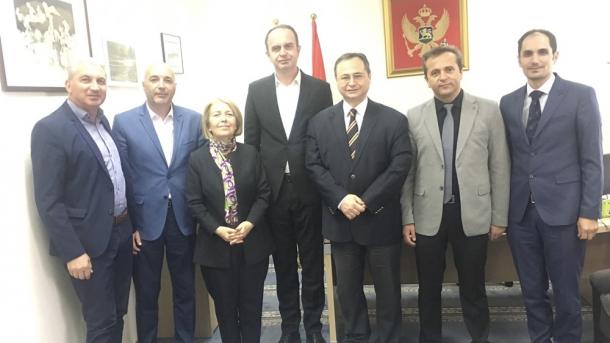Songül Özan_Karadağ Tuz Belediyesi ziyaret.jpeg
