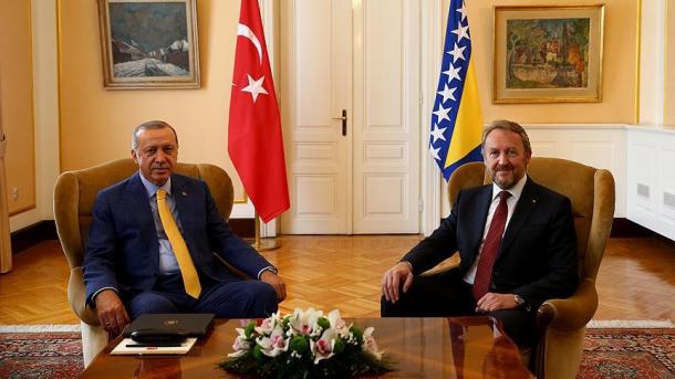 Turkiya prezidenti Rajap Tayyip Erdo’g’an Bosniya Gersegovinaga yetib keldi