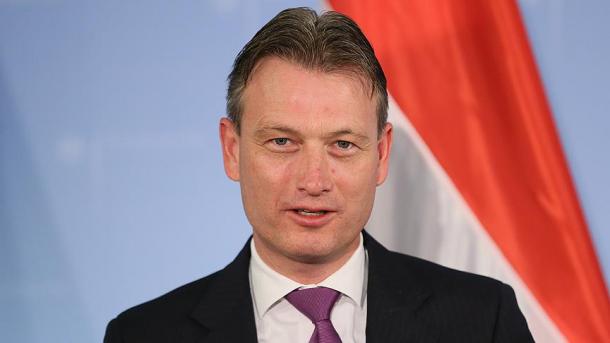 Holanda përkrah vetëmbrojtjen e Turqisë