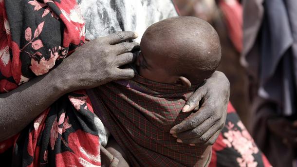 “Afrikanıň 4 ilendä 20 million keşegä açlıq qurqınıçı yanıy”