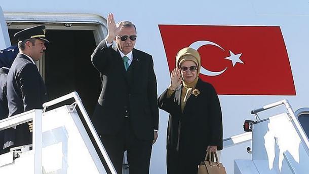Erdogan merge în Qatar