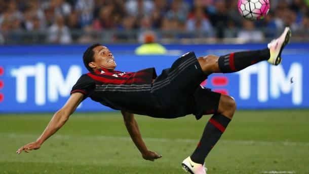 Milan korr fitore ndaj Bayern