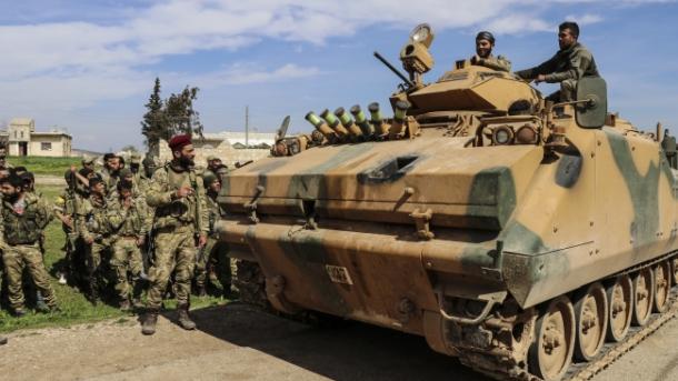 Soldati turchi entrano ad Afrin