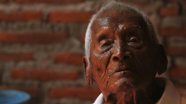 世界最高齢のインドネシア人男性が死亡、享年146歳