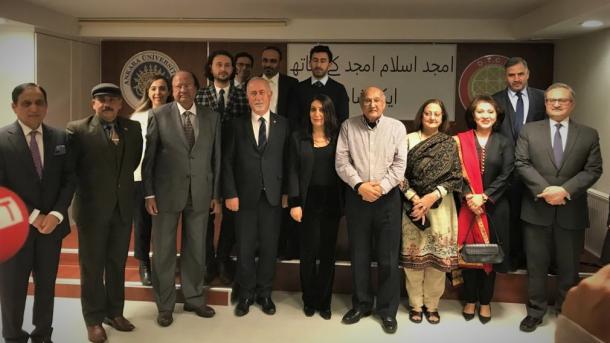 انقرہ یونیورسٹی کے شعبہ اُردو میں امجد اسلام امجد کے ساتھ ایک شام