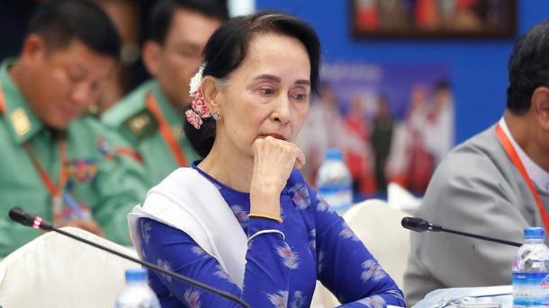 Muzium Holocaust Menarik Semula Elie Wiesel Award dari Pemimpin Myanmar