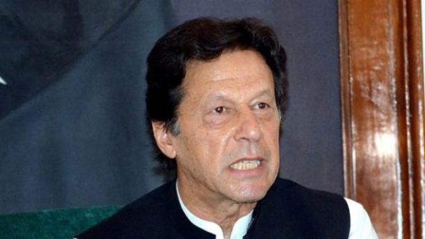 Imran Khan está nos EUA para negociar amanhã com o presidente Donald Trump