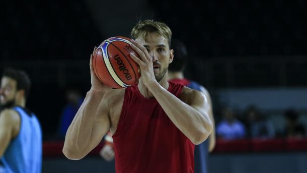 Košarkaši Turske i Crne Gore sastaju se danas u Ankari