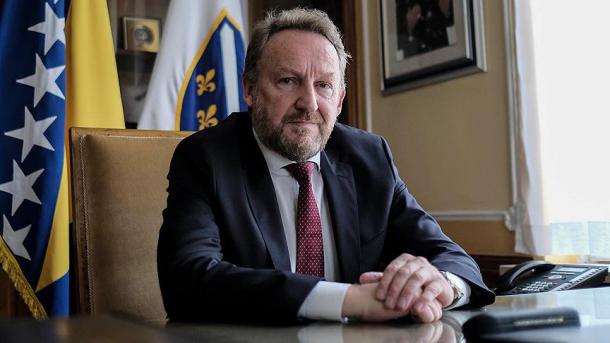 Izetbegović uputio telegram saučešća povodom smrti Marijana Beneša