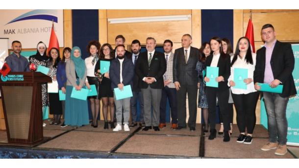 Tiran-da Medya Akademisi programına katılanlara sertifikaları verildi_4.jpg