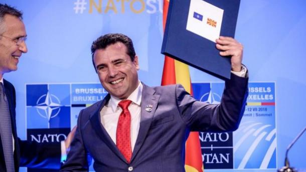 Nënshkruhet protokolli për anëtarësim të Maqedonisë në NATO