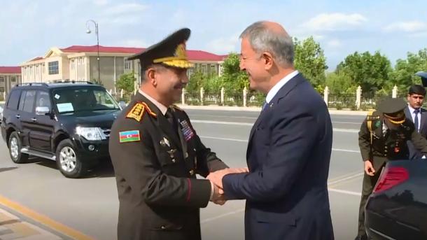 Hulusi Akar Naxçıvanda görüşlər keçirib