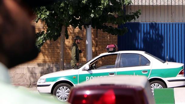 В Иран е убут командир на милицията "Басидж", която е част от Революционната гвардия