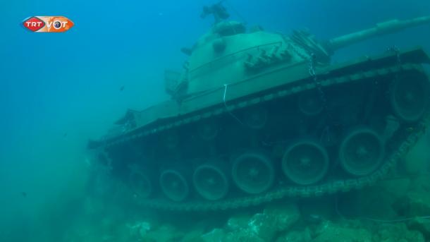 Antalia – Një tank i fundosur në shërbim të turizmit dhe zhytësve