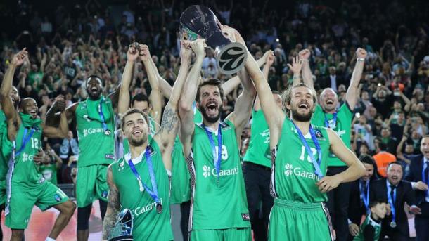 Timu ya basketball ya Uturuki Darüşşafaka, mshindi wa kombe la Ulaya