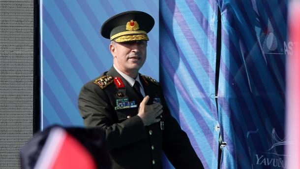 Hulusi Akar: Në luftë deri në shfarosjen e çdo lloj terrori