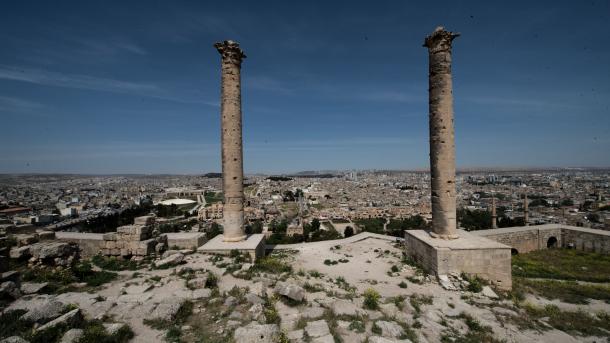 Sanliurfa, a pérola do sudeste da Turquia e cidade natal de Abrãao Sanliurfa, a pérola do sudeste da Turquia e cidade natal de Abrãao