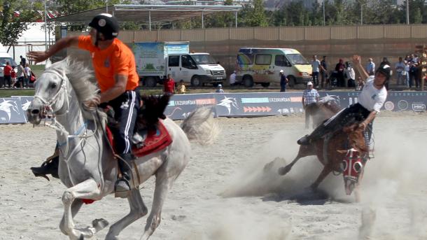 turk oyunlari festivali erzurum.jpg