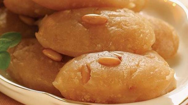 مطبخ ترک - طرز تهیه حلوای ارد سفید و یا آرد سمولینا