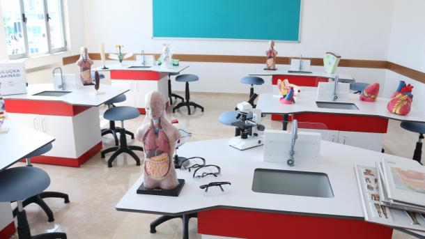 türkiye maarif vakfı arnavutluk-ta yeni okul açtı_imsa high school elbasan_10.jpg