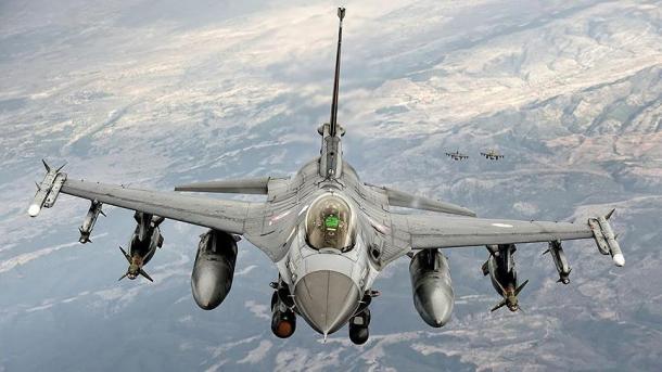 【テロ掃討】 トルコ軍がイラク北部で航空作戦