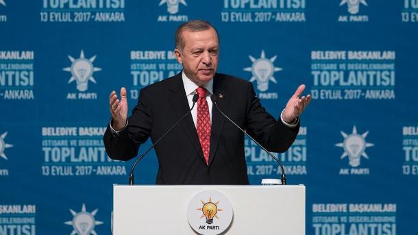 أردوغان لا يريد نصب تماثيل له